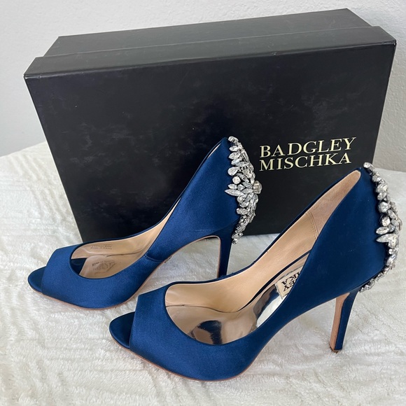 BADGLEY MISCHKA PEEP TOE PUMPS! - Picture 5 of 10
